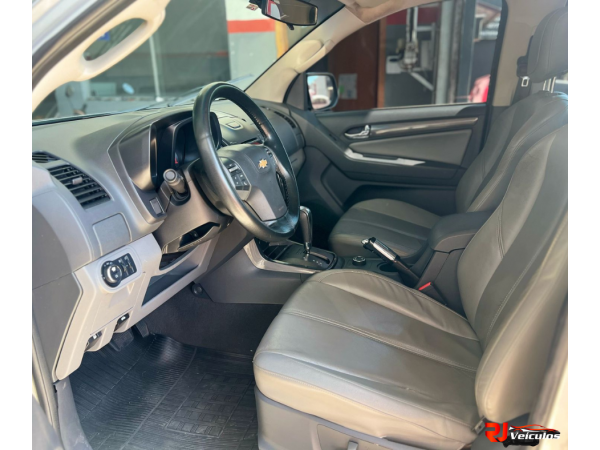 CHEVROLET S10 2.8 16V LTZ CABINE DUPLA 4X4 TURBO DIESEL AUTOMÁTICO