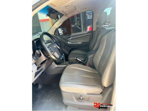 CHEVROLET S10 2.8 16V LTZ CABINE DUPLA 4X4 TURBO DIESEL AUTOMÁTICO