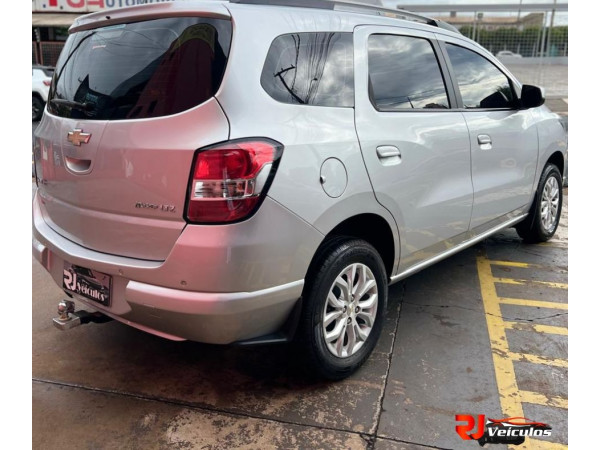 CHEVROLET Spin 1.8 4P FLEX LTZ 7 LUGARES AUTOMÁTICO