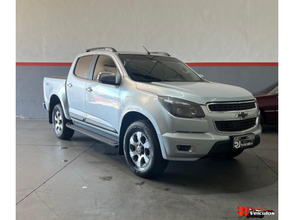CHEVROLET S10 2.8 16V LTZ CABINE DUPLA 4X4 TURBO DIESEL AUTOMÁTICO