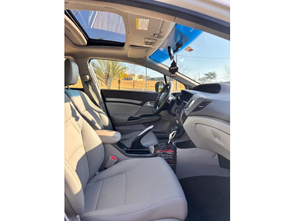 HONDA Civic 1.8 16V 4P FLEX EXS AUTOMÁTICO
