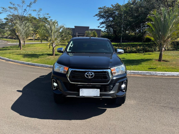 Hilux Caminhonete 3.0 4P 4X4 SRV TURBO DIESEL CABINE DUPLA AUTOMÁTICO