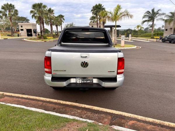VOLKSWAGEN Amarok 2.0 16V 4X4 CABINE DUPLA COMFORTLINE TURBO INTERCOOLER AUTOMÁTICO