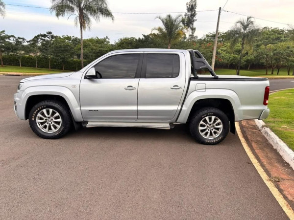 VOLKSWAGEN Amarok 2.0 16V 4X4 CABINE DUPLA COMFORTLINE TURBO INTERCOOLER AUTOMÁTICO