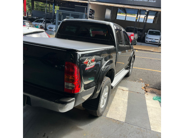 TOYOTA Hilux Caminhonete 3.0 4P SRV DIESEL CABINE DUPLA