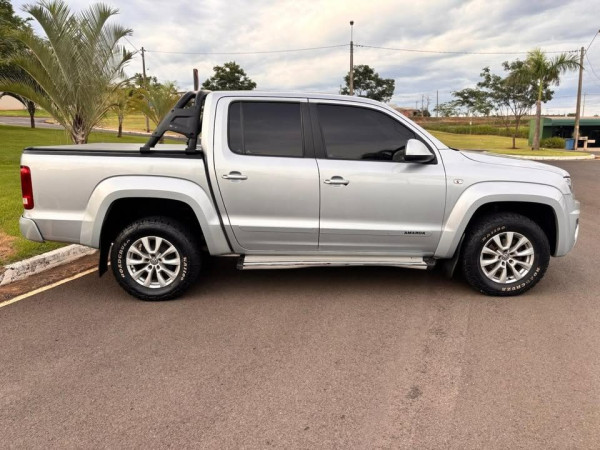 VOLKSWAGEN Amarok 2.0 16V 4X4 CABINE DUPLA COMFORTLINE TURBO INTERCOOLER AUTOMÁTICO