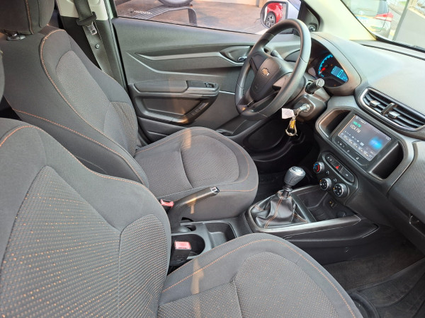 CHEVROLET Onix Hatch 1.0 4P FLEX LT