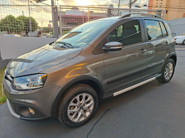 VOLKSWAGEN Crossfox 1.6 4P FLEX