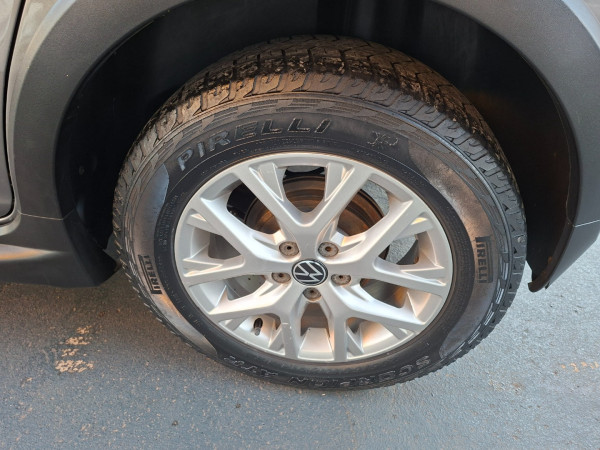 VOLKSWAGEN Crossfox 1.6 4P FLEX