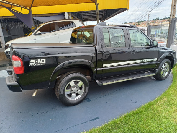 CHEVROLET S10 2.4 FLEX EXECUTIVE CABINE DUPLA