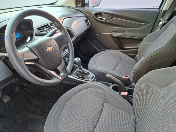 CHEVROLET Onix Hatch 1.0 4P FLEX LT