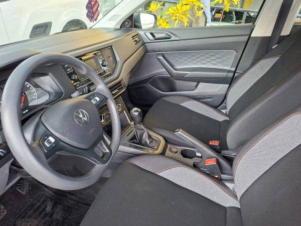 VOLKSWAGEN Polo Hatch 1.0 4P MPI TRACK