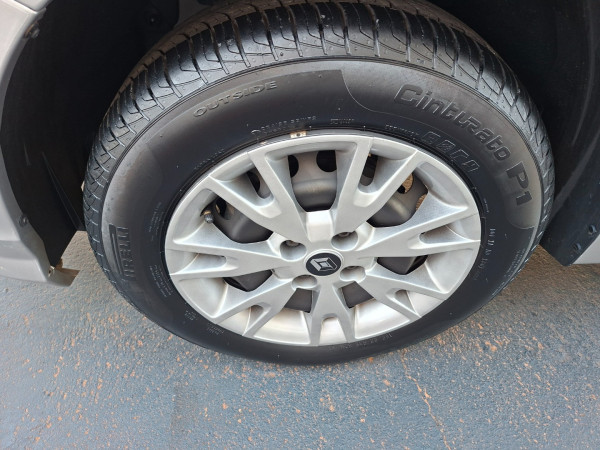 RENAULT Sandero 1.0 12V 4P SCE FLEX S EDITION