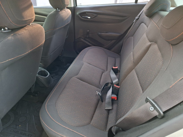 CHEVROLET Onix Hatch 1.0 4P FLEX LT