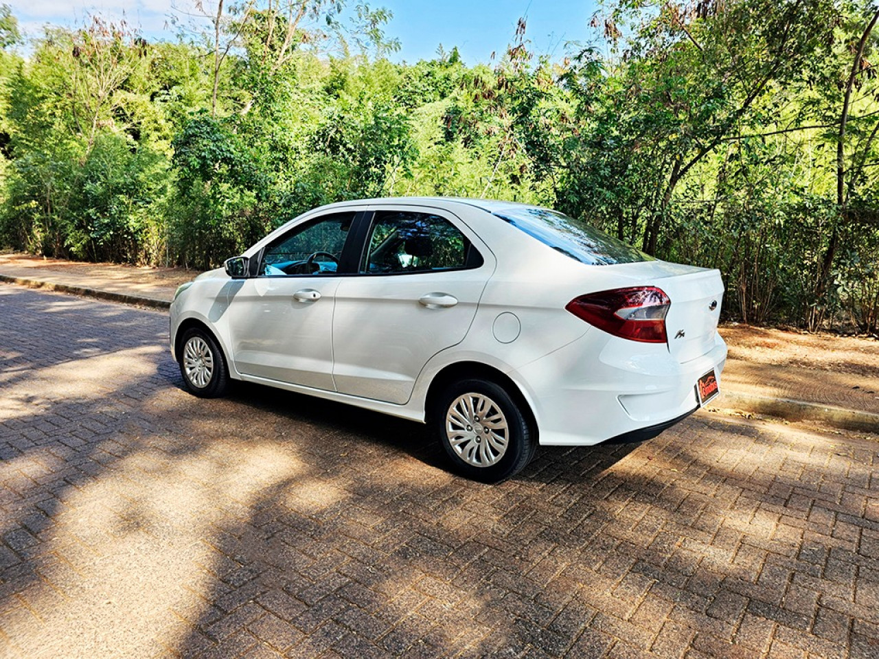 KA 1.5 TIVCT SE SEDAN