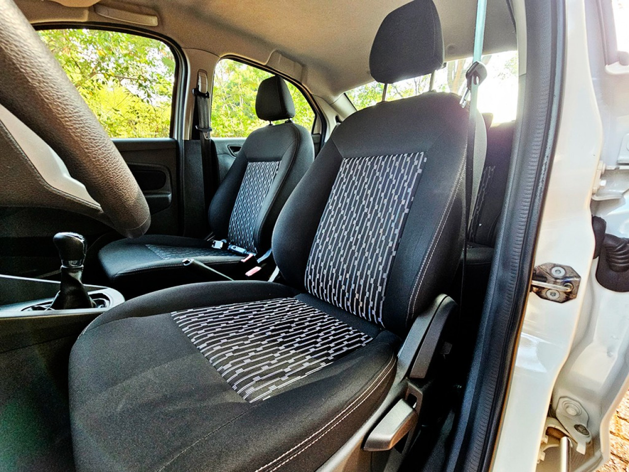 KA 1.5 TIVCT SE SEDAN