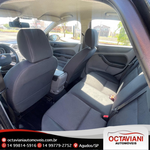 Focus Sedan 2.0 16V 4P GLX FLEX AUTOMÁTICO
