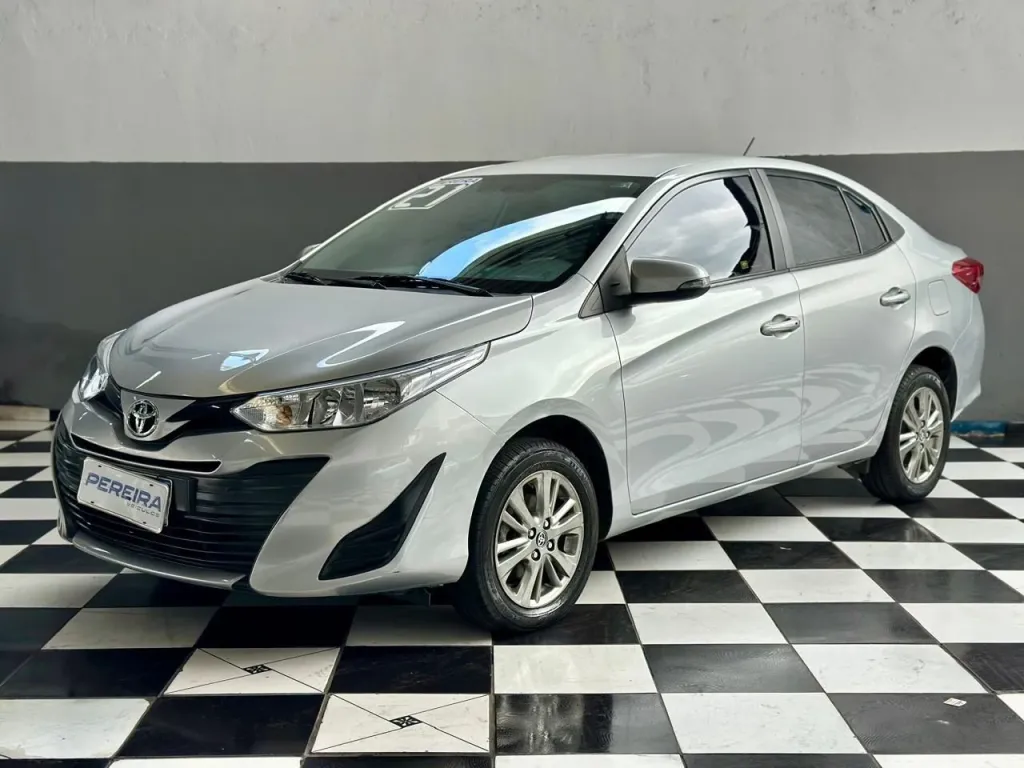 YARIS 1.5 16V SEDAN XL PLUS CONNECT MULTIDRIVE