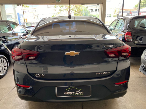 Onix Sedan 1.0 4P FLEX PREMIER PLUS TURBO AUTOMÁTICO