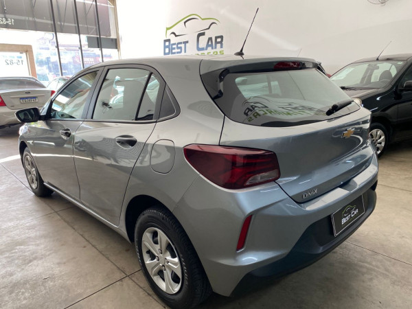 Onix Hatch 1.0 12V 4P FLEX