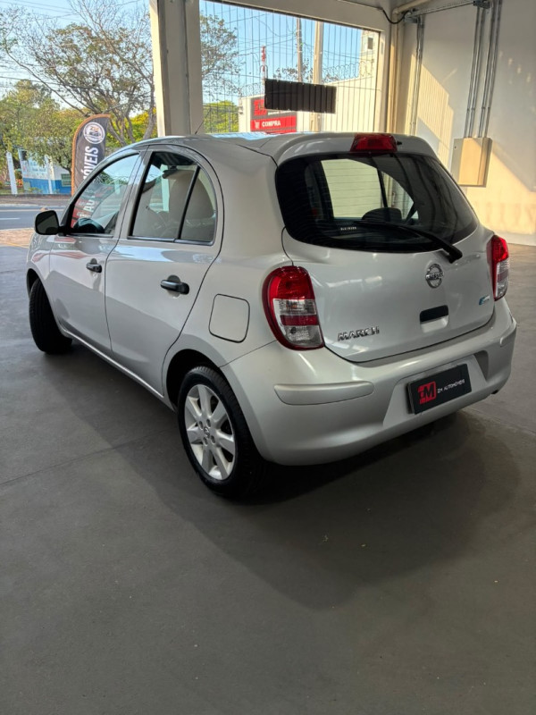 NISSAN March 1.0 12V 4P S FLEX