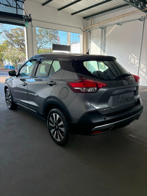 NISSAN Kicks 1.6 16V 4P FLEX SV X-TRONIC AUTOMÁTICO CVT