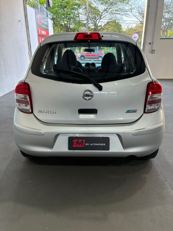 NISSAN March 1.0 12V 4P S FLEX