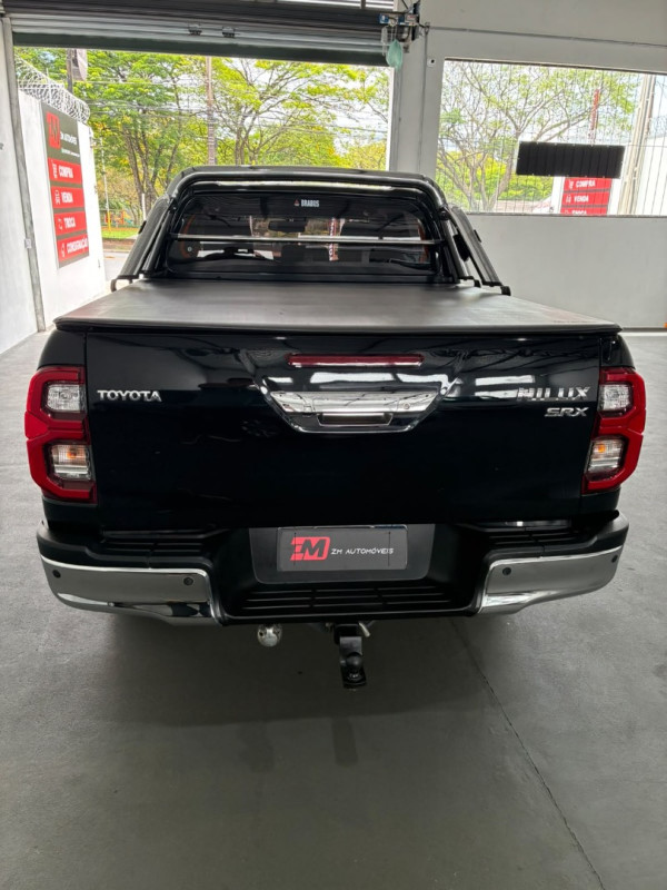 TOYOTA Hilux Caminhonete 2.8 16V 4P SRX DIESEL CABINE DUPLA
