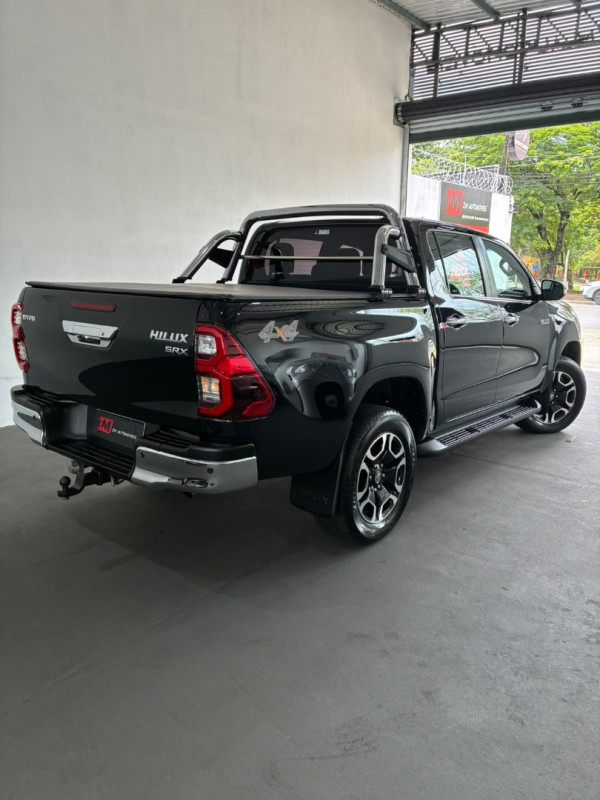 TOYOTA Hilux Caminhonete 2.8 16V 4P SRX DIESEL CABINE DUPLA