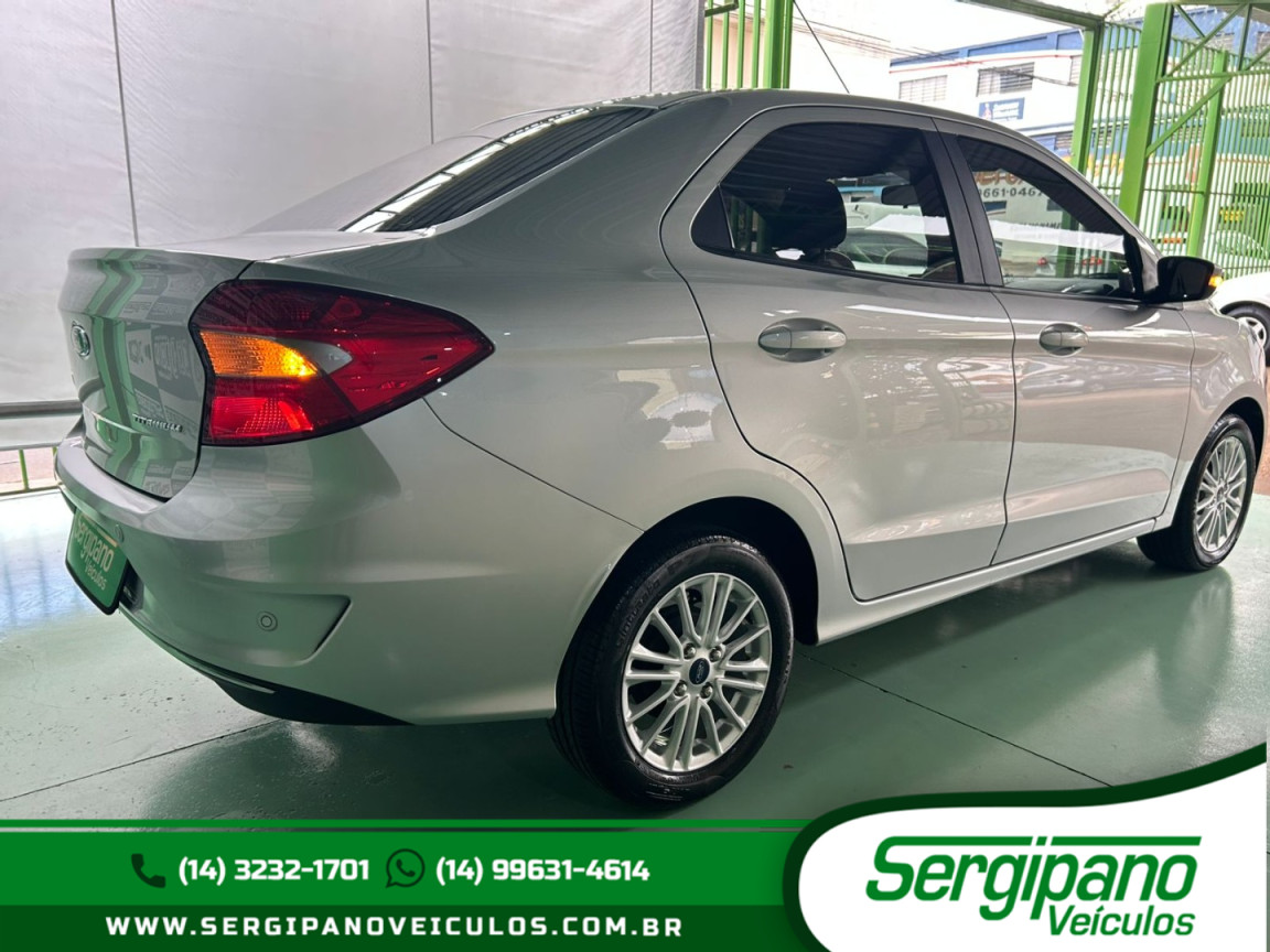 FORD Ka + Sedan 1.5 12V 4P TI-VCT FLEX TITANIUM AUTOMÁTICO