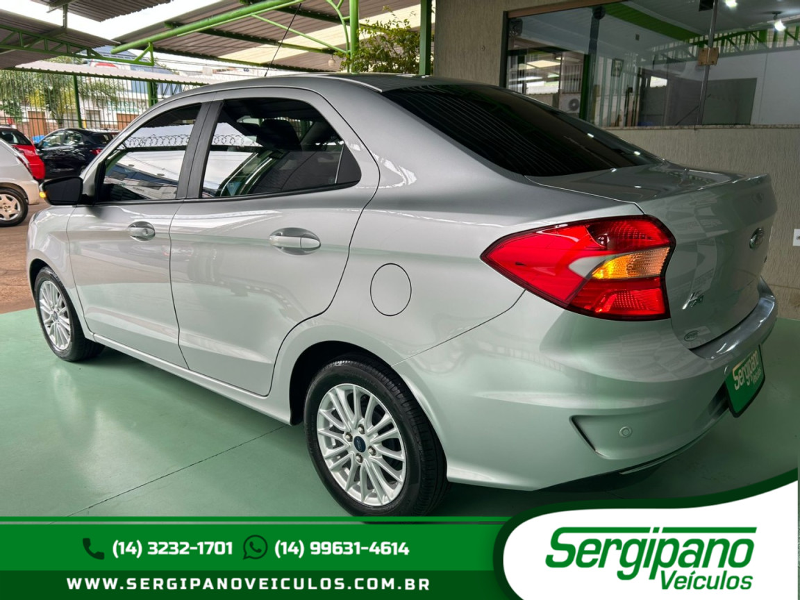 FORD Ka + Sedan 1.5 12V 4P TI-VCT FLEX TITANIUM AUTOMÁTICO