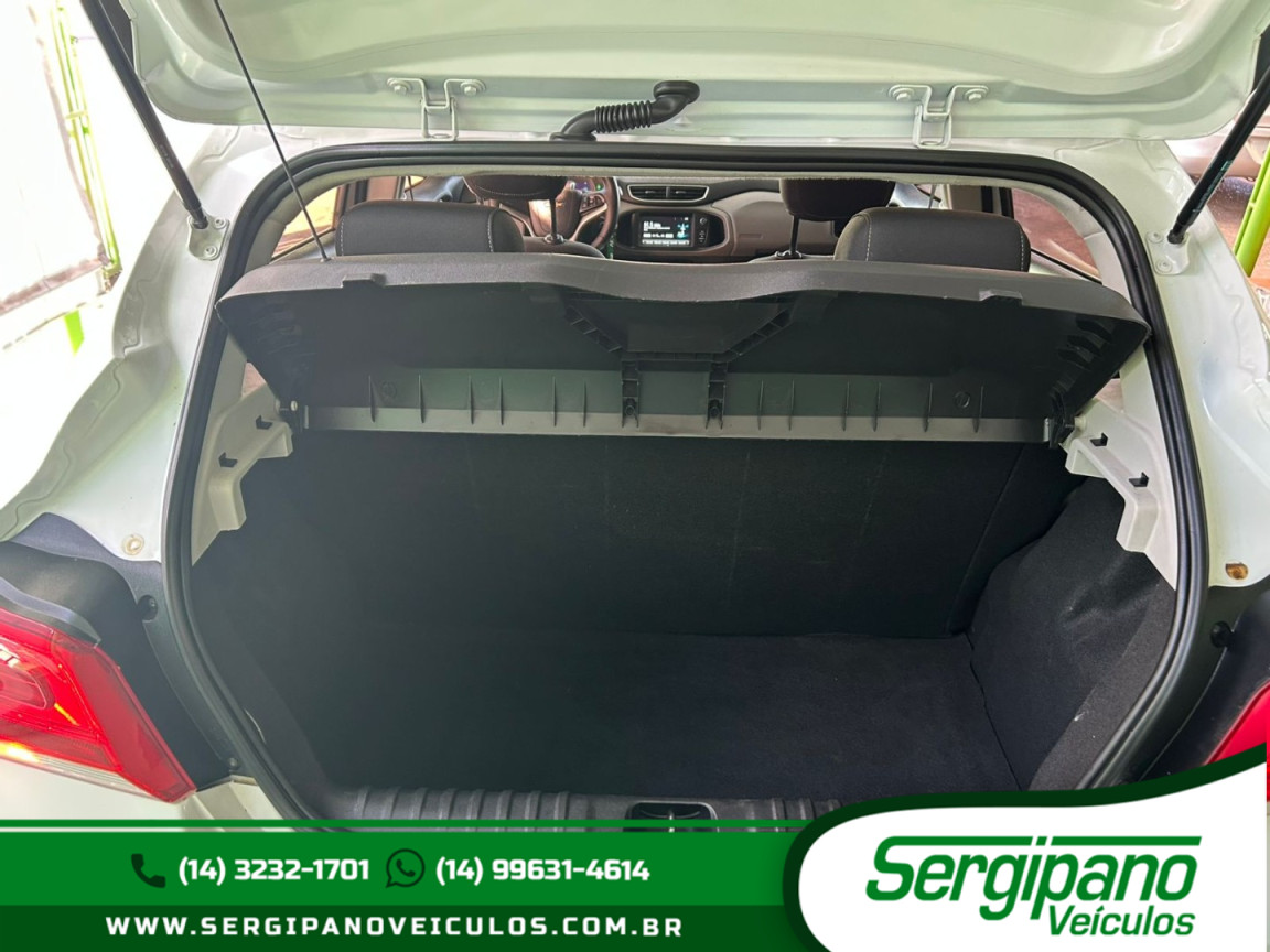 Onix Hatch 1.4 4P FLEX LT