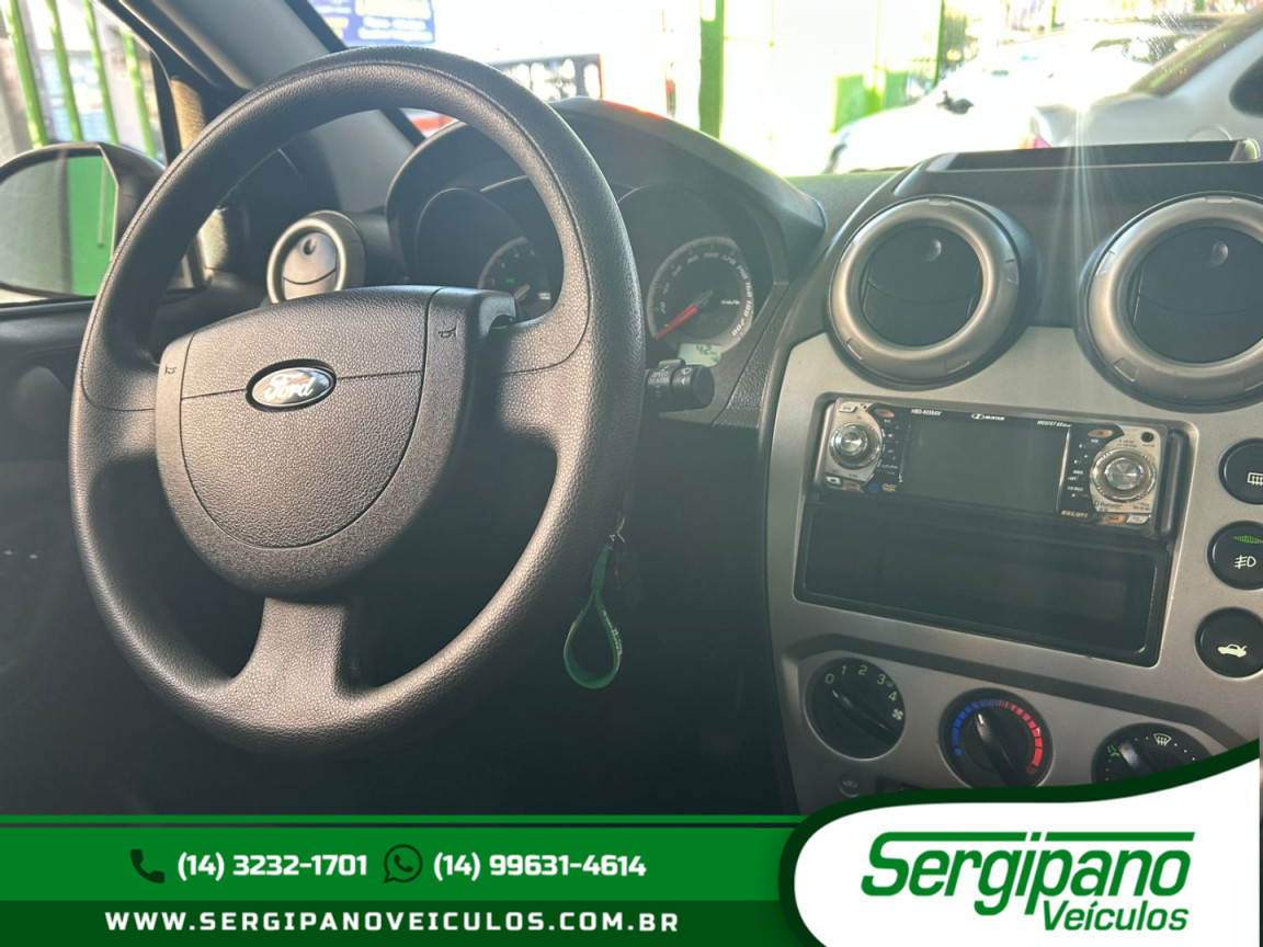 Fiesta Hatch 1.6 4P SE FLEX