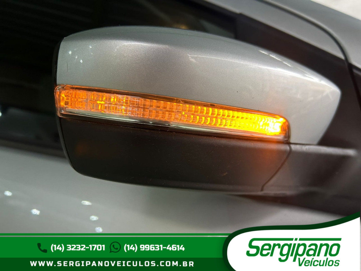 VOLKSWAGEN Fox 1.6 4P TREND FLEX