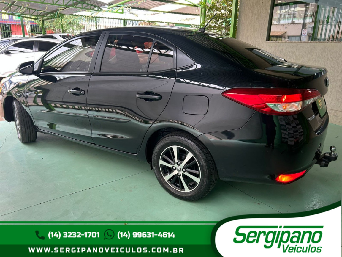 TOYOTA Yaris Sedan 1.5 16V 4P FLEX XL MULTIDRIVE AUTOMÁTICO CVT