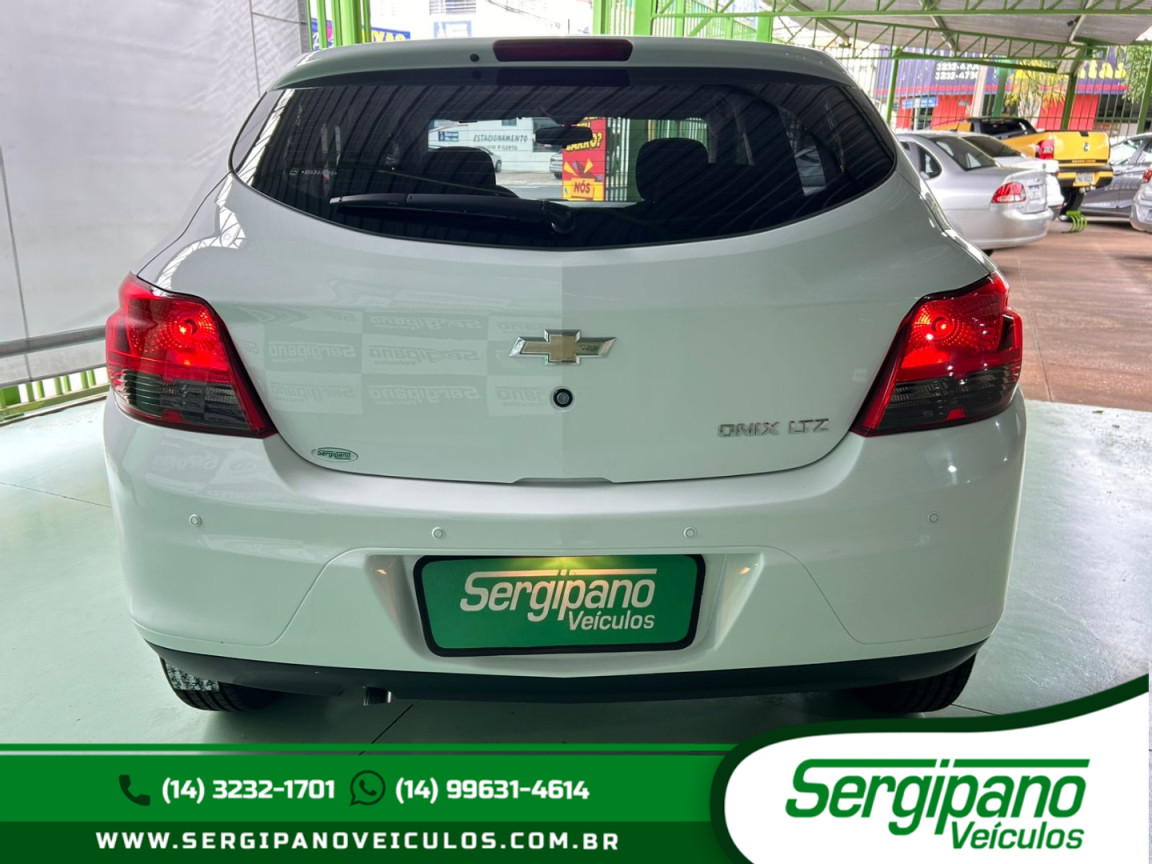 CHEVROLET Onix Hatch 1.4 4P FLEX LTZ AUTOMÁTICO