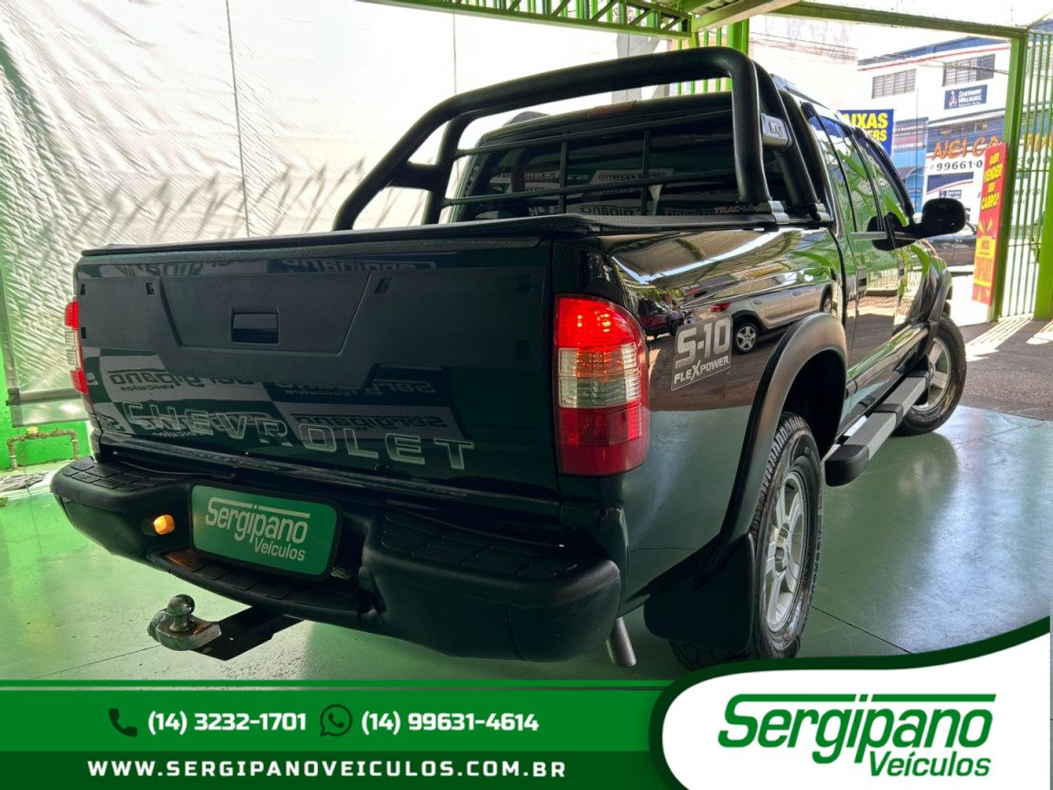 CHEVROLET S10 2.4 FLEX ADVANTAGE CABINE DUPLA