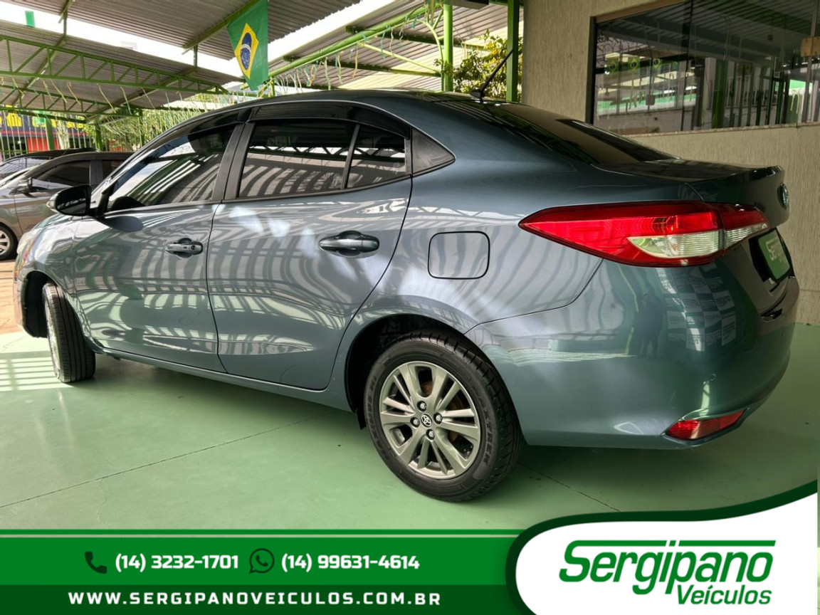 TOYOTA Yaris Sedan 1.5 16V 4P FLEX XL PLUS CONNECT MULTIDRIVE AUTOMÁTICO CVT