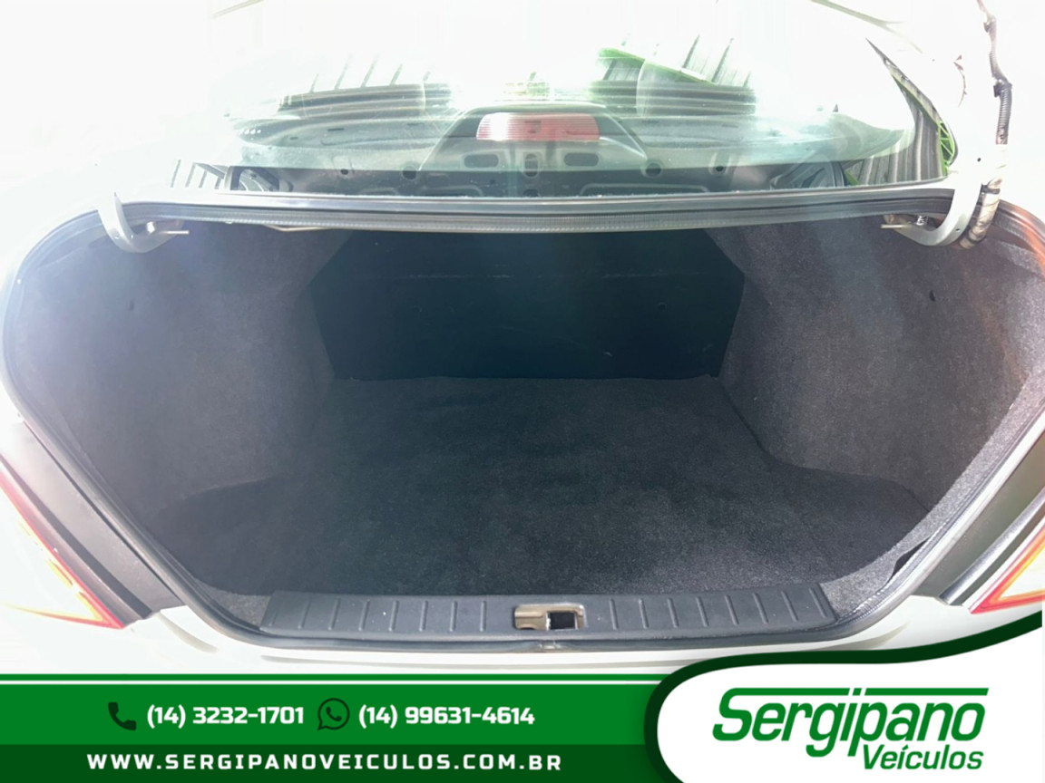 NISSAN Versa Sedan 1.0 4P FLEX S