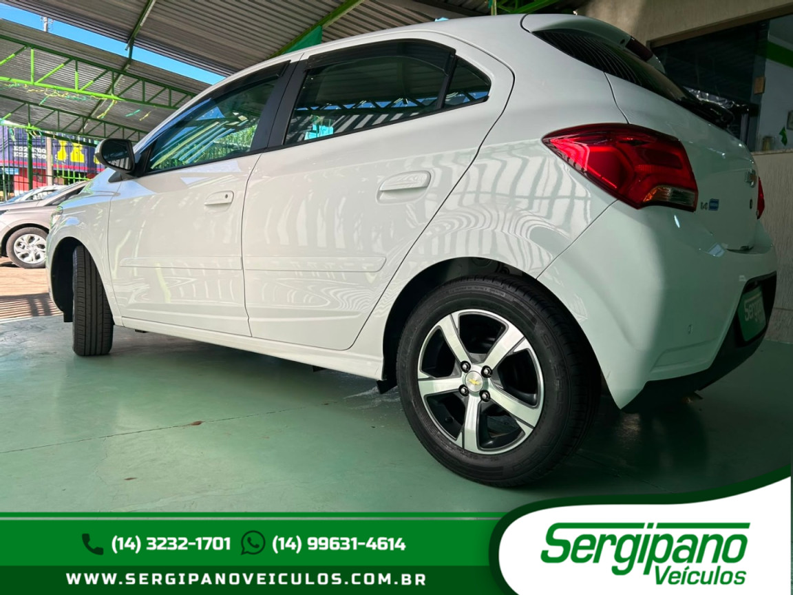 CHEVROLET Onix Hatch 1.4 4P FLEX LTZ