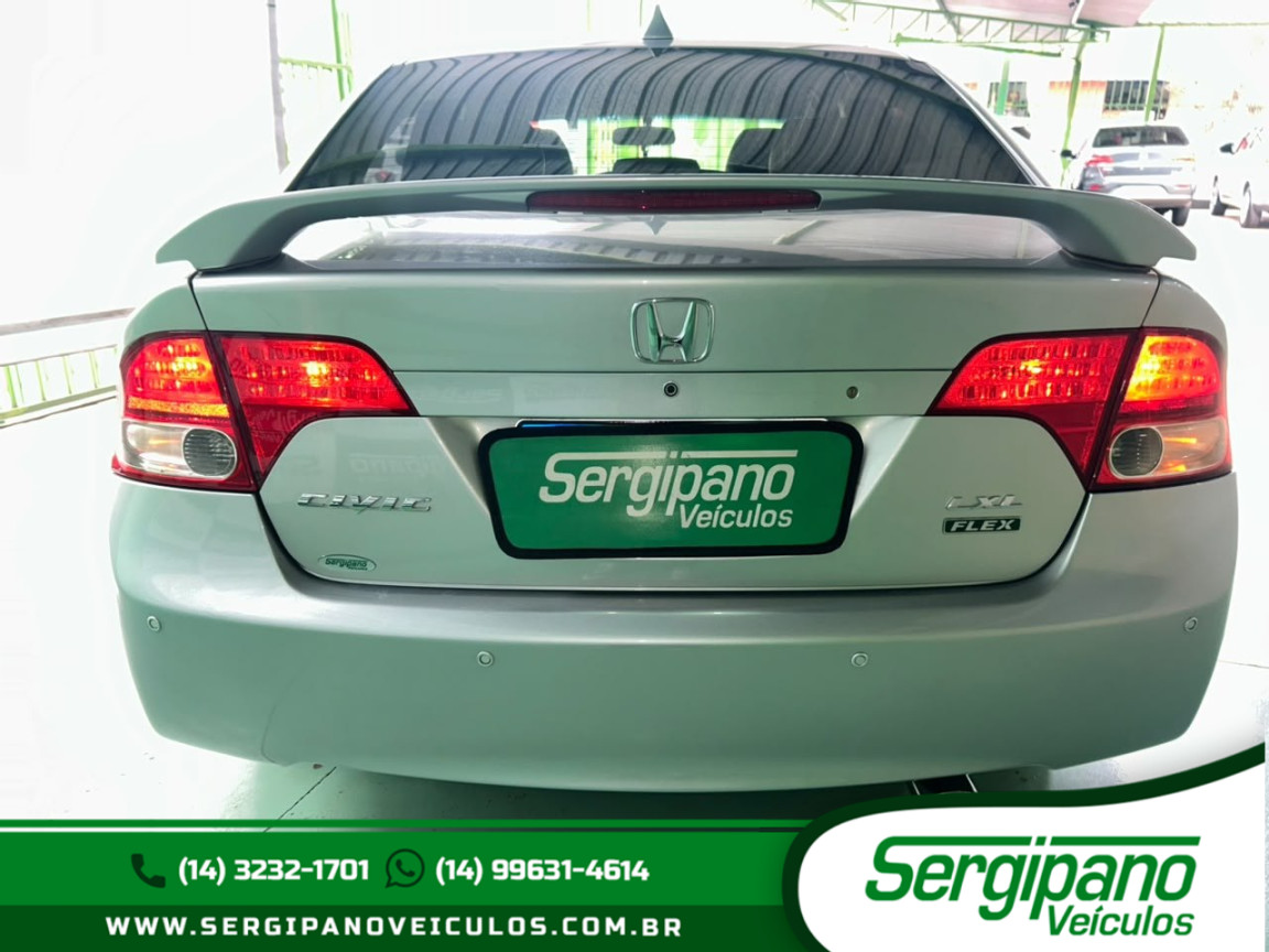 HONDA Civic 1.8 16V 4P FLEX LXL