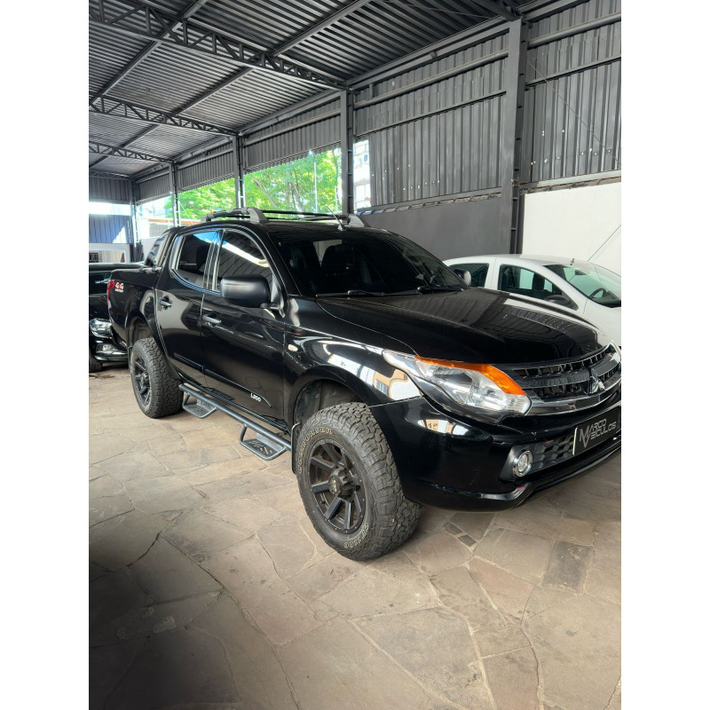 L 200 Triton 2.4 16V SPORT GL CABINE DUPLA TURBO DIESEL