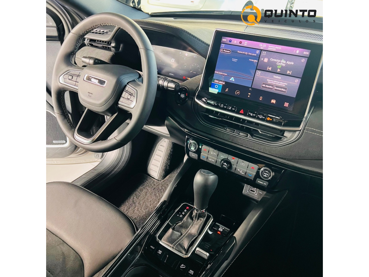 Commander 2.0 16V 4P HURRICANE 4 TURBO BLACKHAWK AUTOMÁTICO AT9