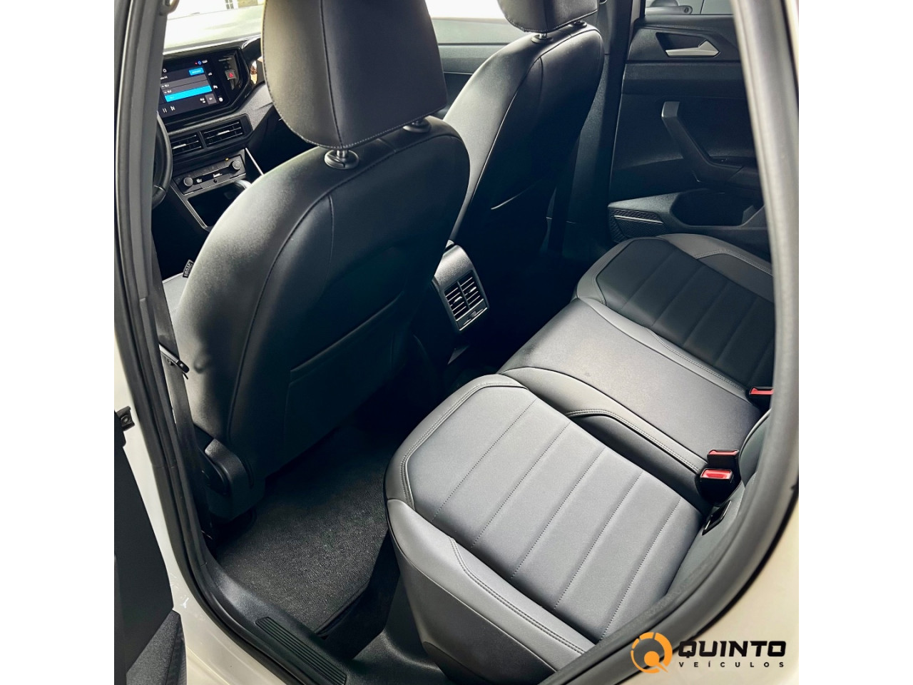 Nivus 1.0 4P FLEX 200 TSI HIGHLINE TURBO AUTOMÁTICO