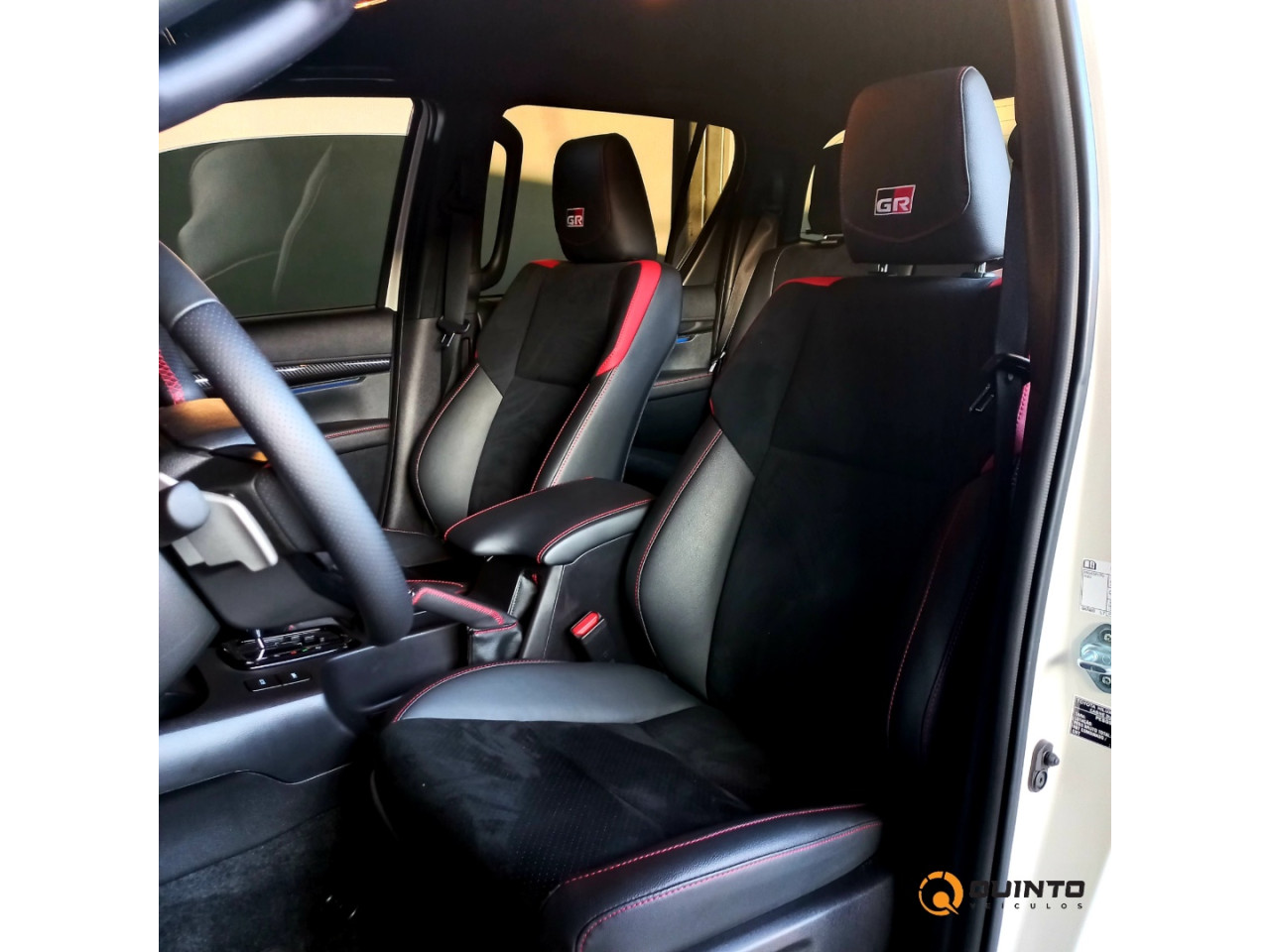 Hilux Caminhonete 2.8 16V GR SPORT 4X4 TURBO DIESEL CABINE DUPLA AUTOMÁTICO