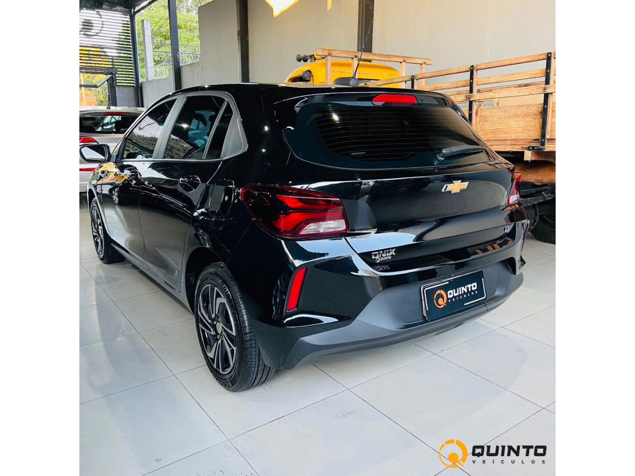 Onix Hatch 1.0 4P FLEX LT