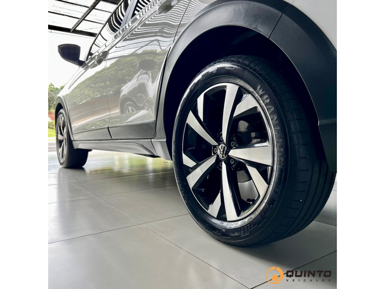 Nivus 1.0 4P FLEX 200 TSI HIGHLINE TURBO AUTOMÁTICO