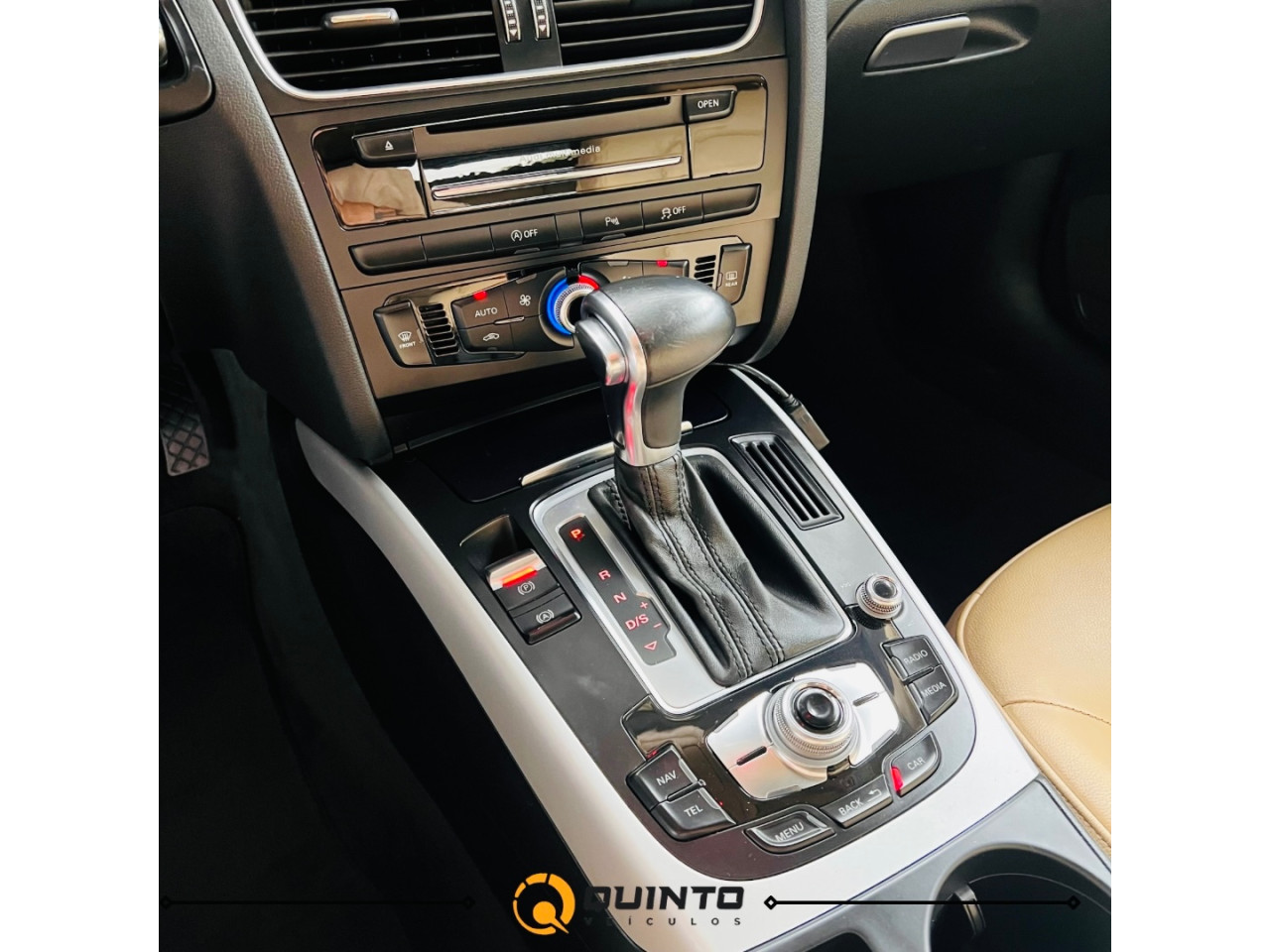 A5 1.8 16V 4P TFSI SPORTBACK AMBIENTE AUTOMÁTICO