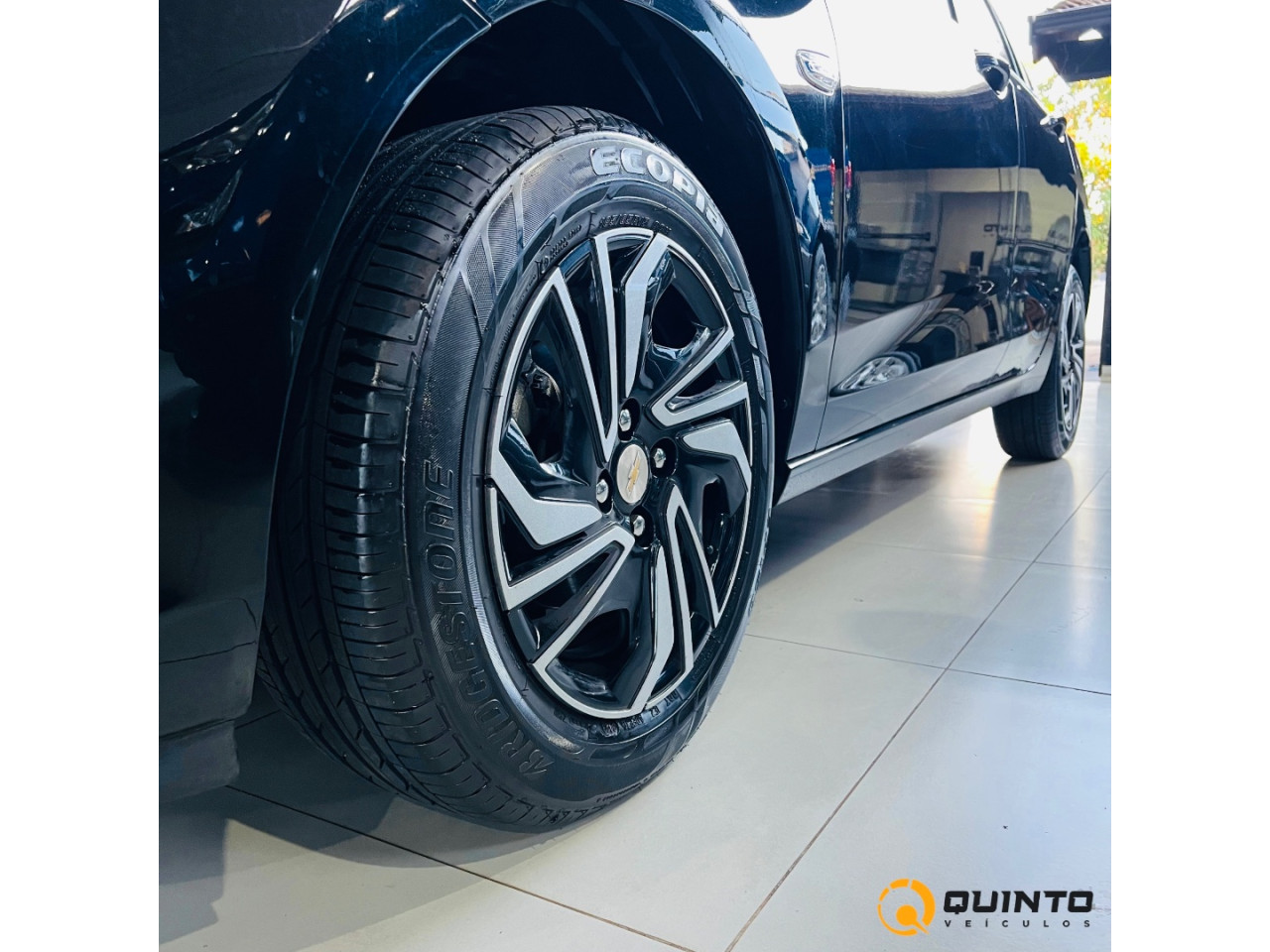 Onix Hatch 1.0 4P FLEX LT