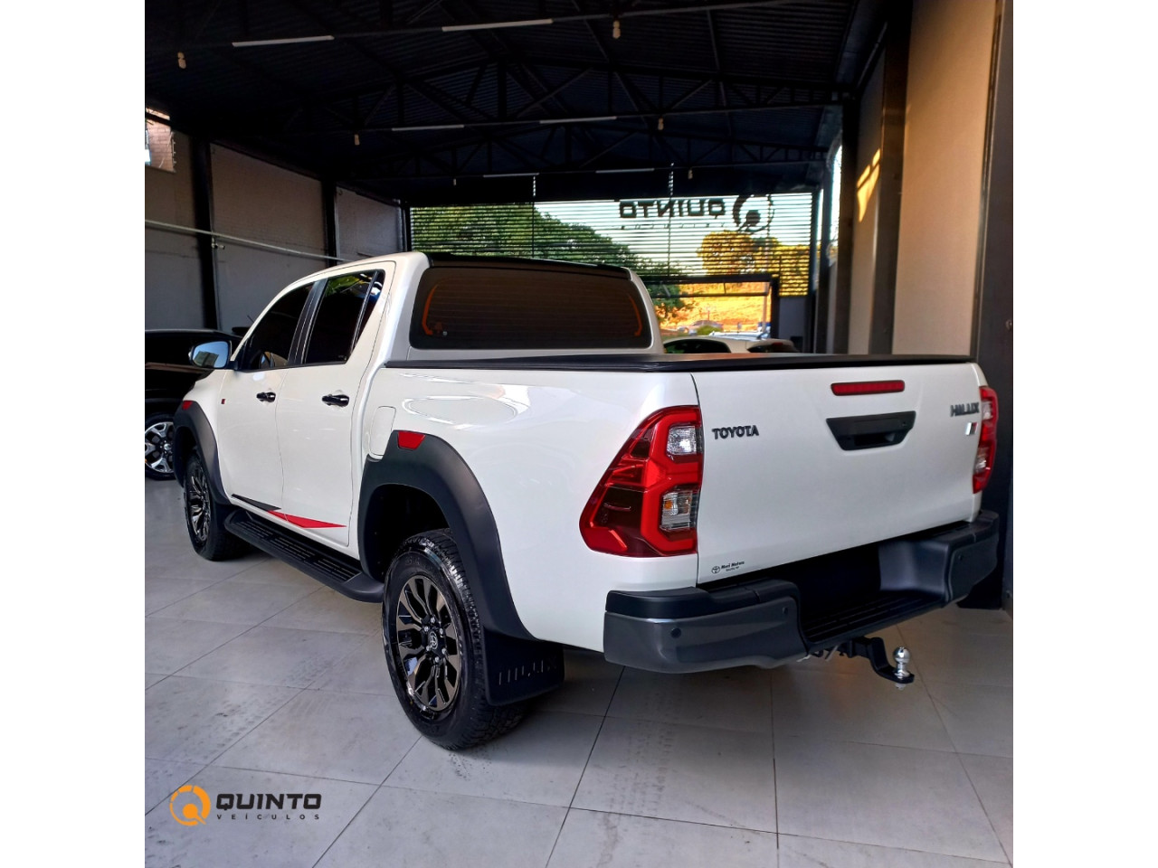 Hilux Caminhonete 2.8 16V GR SPORT 4X4 TURBO DIESEL CABINE DUPLA AUTOMÁTICO
